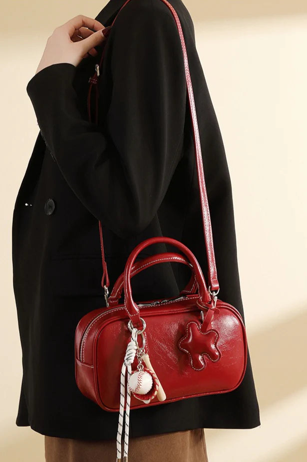 Red Charm Minimalist Retro Handbag Sleek Commuter Bag