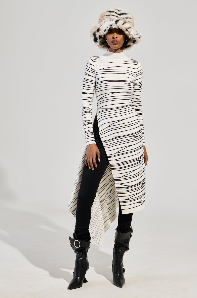 ISA HIGH LOW SEXY SLIT STRIPED SWEATER IN WHITE
