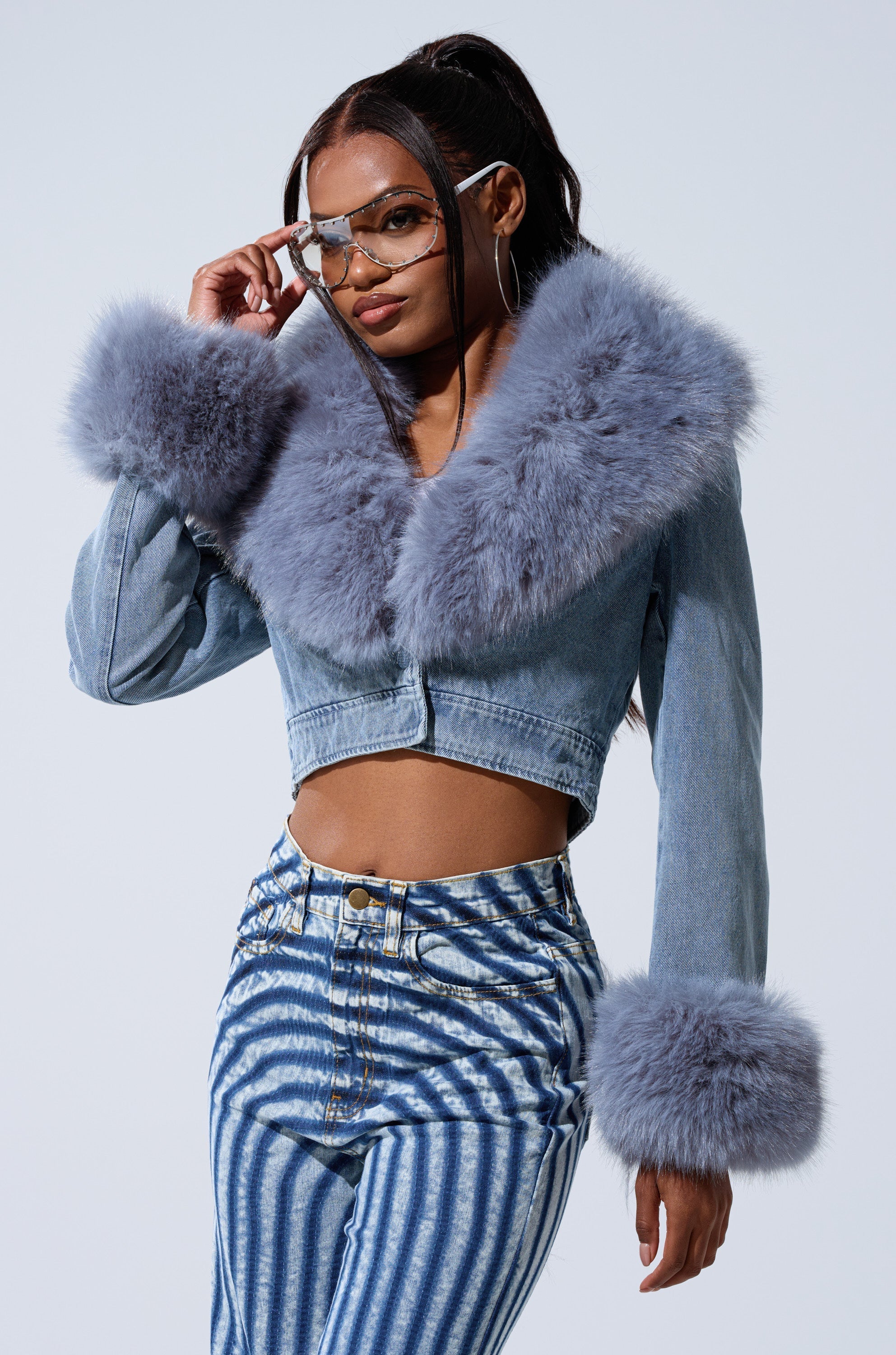 GISELE CROP DENIM BLAZER